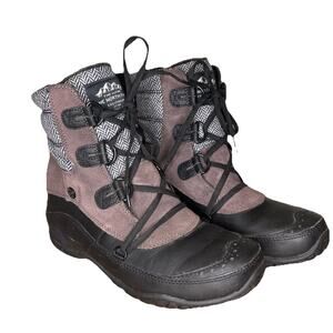 The North Face Women’s 6.5 Boots Nuptse Purna Shortys Primaloft Waterproof